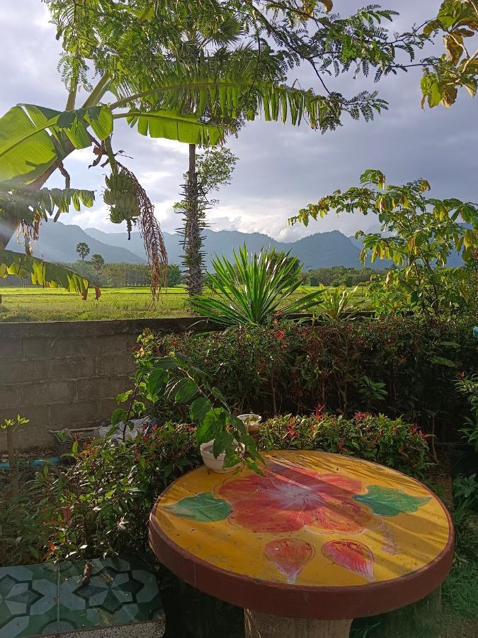 4 Seasons Mini House Hotell Nakhon Si Thammarat Exteriör bild