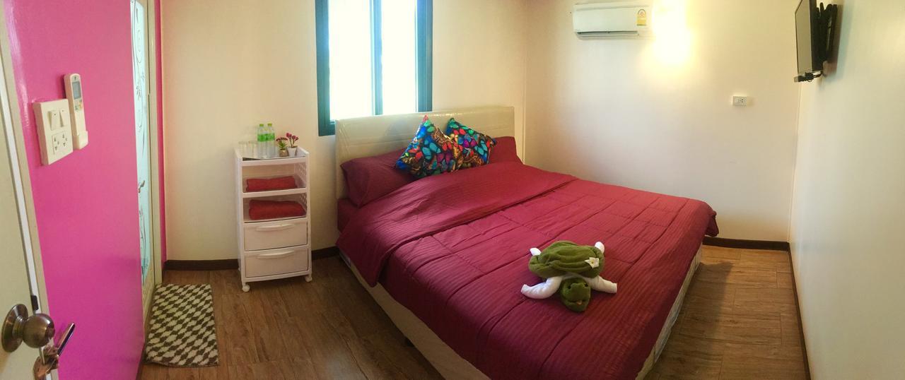 4 Seasons Mini House Hotell Nakhon Si Thammarat Exteriör bild