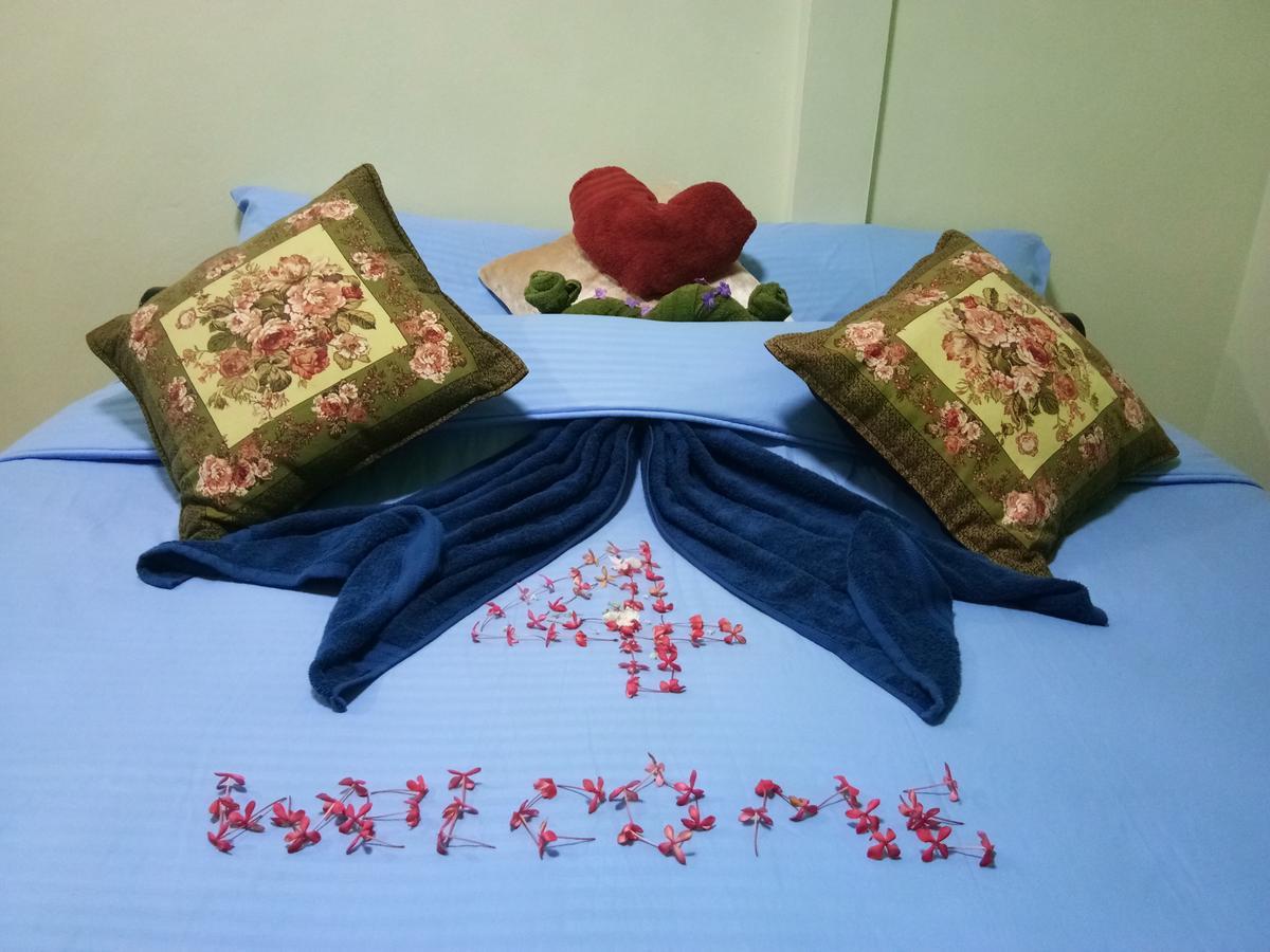 4 Seasons Mini House Hotell Nakhon Si Thammarat Exteriör bild